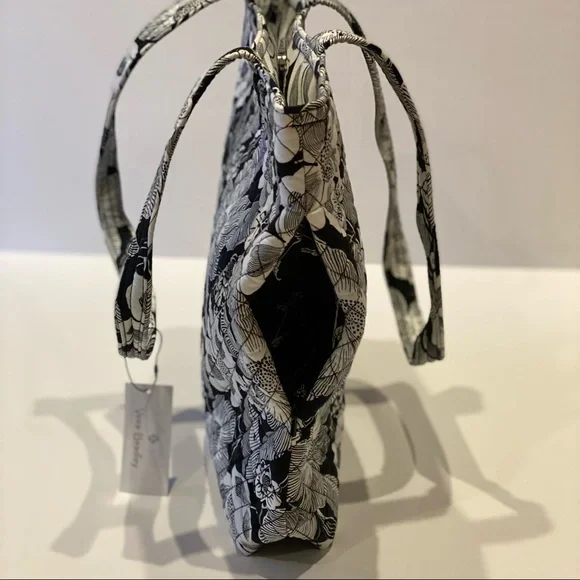 NWT Vera Bradley Tote Bag in Signature Cotton, Bedford Blooms - Picture 15 of 16